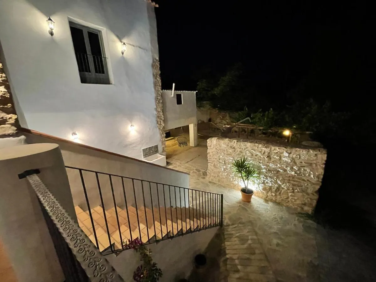 Cortijo Las Angosturas Montefrío 0*,  Španělsko