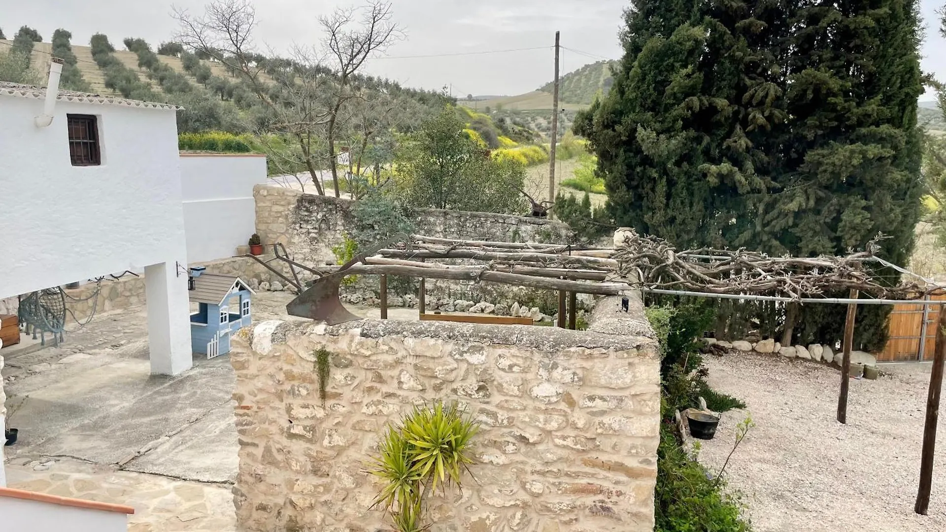 Cortijo Las Angosturas Montefrio 0*,  Spain